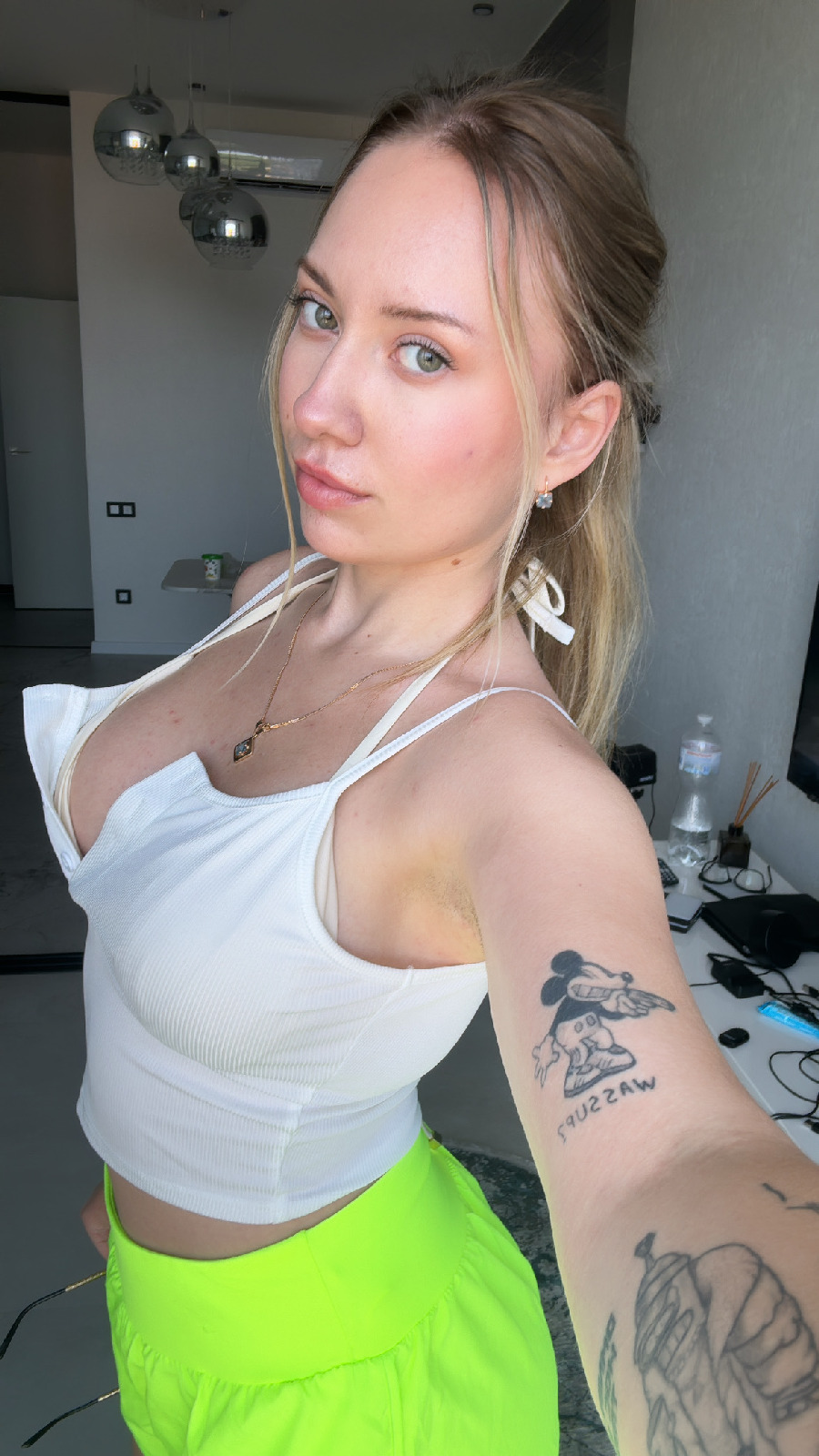 KateV in her underwear in Perth