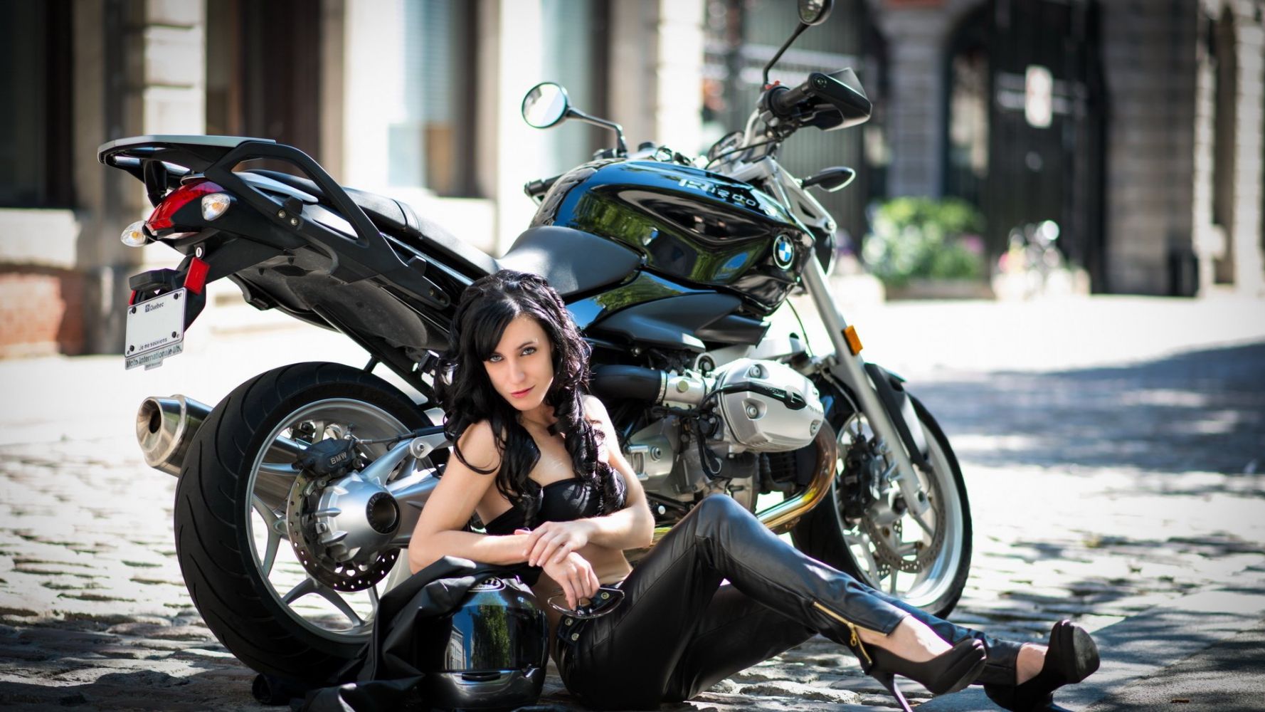 European women on bikes in Perth